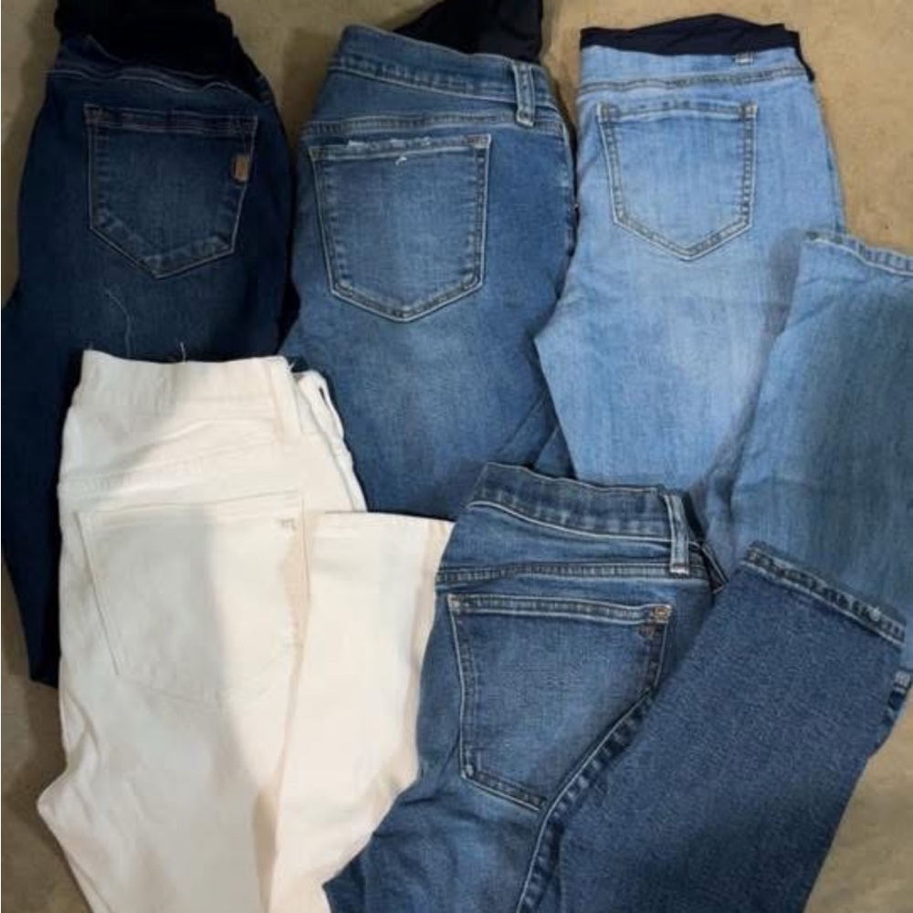 Women’s Maternity Bundle (sz 28/29/Medium)